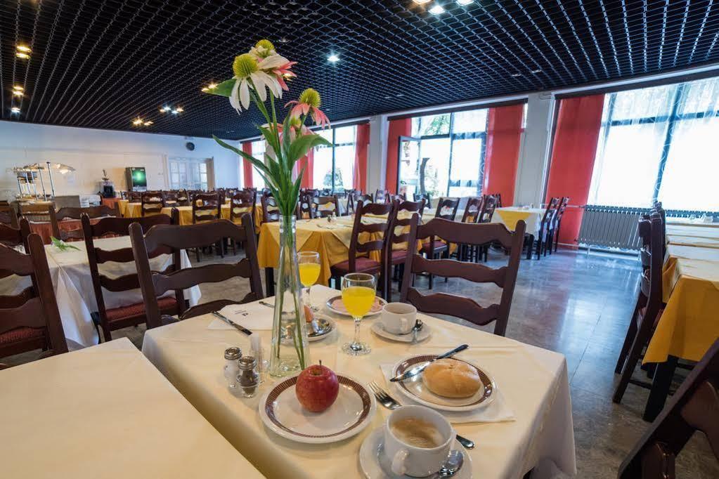 Hotel Zagreb Цриквеница Экстерьер фото