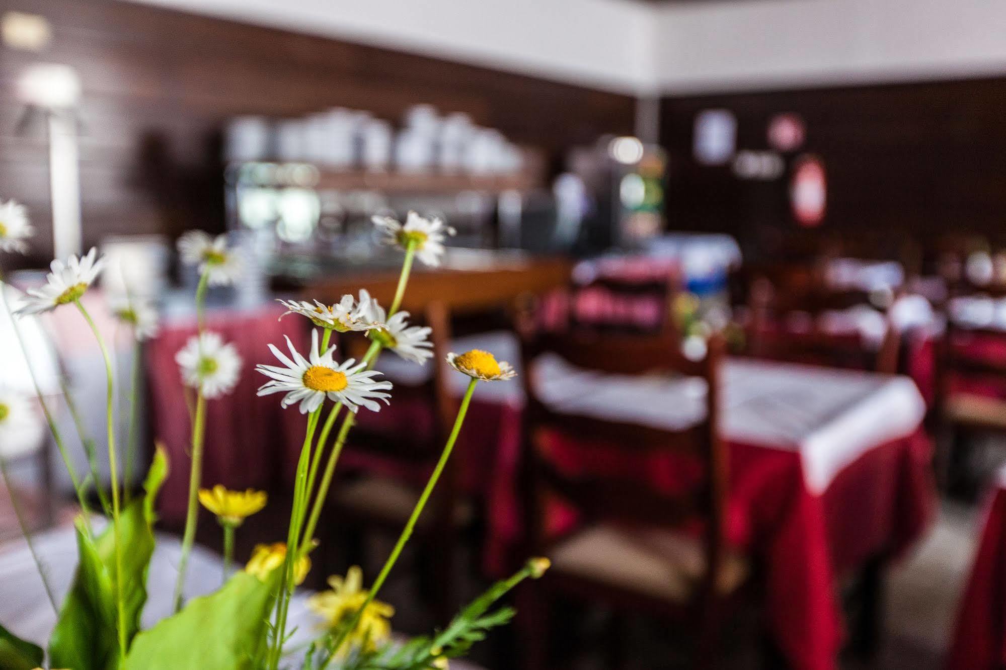 Hotel Zagreb Цриквеница Экстерьер фото